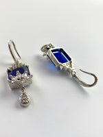 Load image into Gallery viewer, Alis Deep Blue White Diamond Earrings