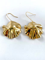 Load image into Gallery viewer, Ava Drop Shaped Earrings