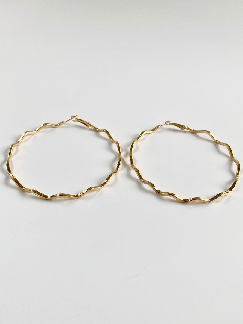 Big Waves Round Loop Earrings