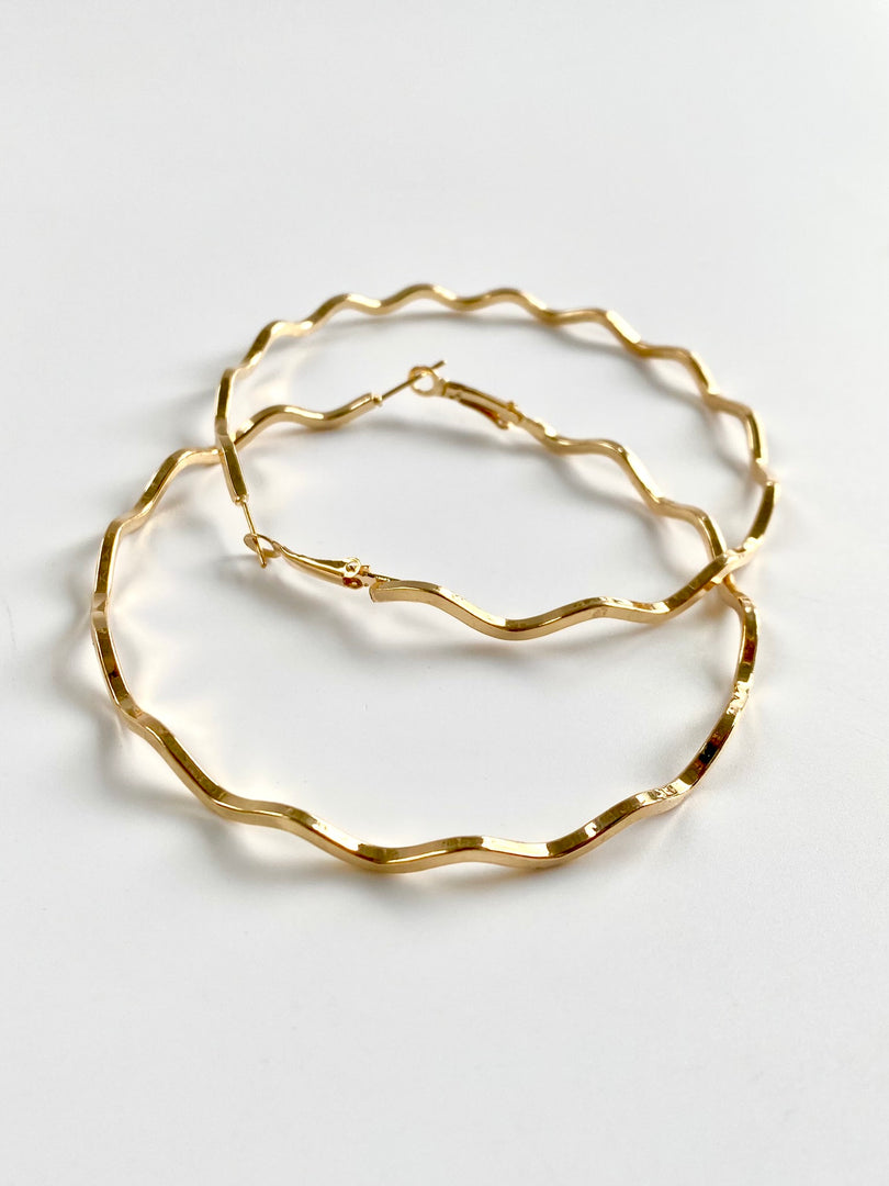 Big Waves Round Loop Earrings