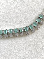 Load image into Gallery viewer, Clinging Your Neck Necklace Set