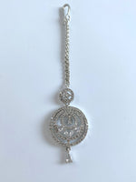 Load image into Gallery viewer, Crescent White Diamond Maang Tika