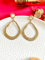 Load image into Gallery viewer, Filled With Love Earrings