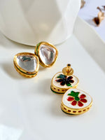 Load image into Gallery viewer, Golden Aura Kundan Ensemble Necklace Set