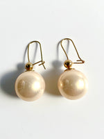 Load image into Gallery viewer, Grace Big Pearl Hook Earrings