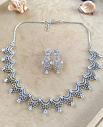 Load image into Gallery viewer, Huddle With You Necklace Set