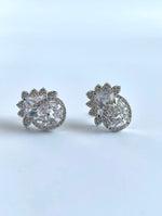 Load image into Gallery viewer, Loving Solitaire Diamond Studded Earrings
