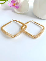 Load image into Gallery viewer, Intertwined Golden Loop Earrings