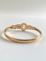 Load image into Gallery viewer, Leaf n Circle Gold Diamond Bangle Bracelet