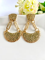 Load image into Gallery viewer, Long Beated Golden Earrings
