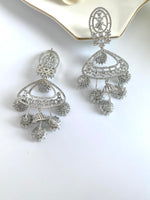 Load image into Gallery viewer, Mahurat White Diamond Dancing Earrings