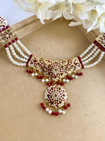 Load image into Gallery viewer, Radiant Riviera Pearl Necklace Set
