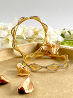 Load image into Gallery viewer, Love Wave Diamond Bangle Set of Two