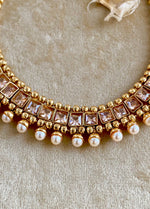 Load image into Gallery viewer, White Drops Pear Polki Necklace Set