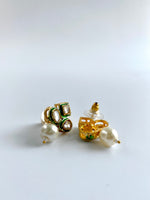 Load image into Gallery viewer, White Delicate Stunning Choker Set