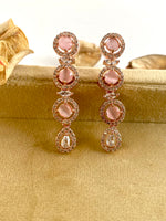 Load image into Gallery viewer, Baby Pink Round Diamond Necklace Set