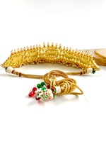 Load image into Gallery viewer, Elegance Personified Green Kundan Choker Set!