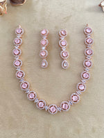 Load image into Gallery viewer, Baby Pink Round Diamond Necklace Set