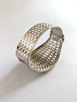 Load image into Gallery viewer, Shoot My Diamond White Bangle Bracelet