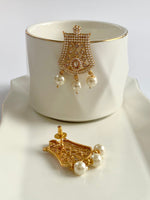 Load image into Gallery viewer, Myra Diamond N Pearl Necklace Set