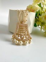 Load image into Gallery viewer, Myra Diamond N Pearl Necklace Set