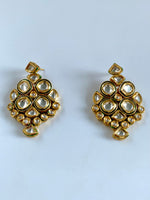 Load image into Gallery viewer, That’s My Wife Kundan Golden Green Choker Necklace Set