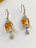 Load image into Gallery viewer, Alis Yellow White Diamond Earrings
