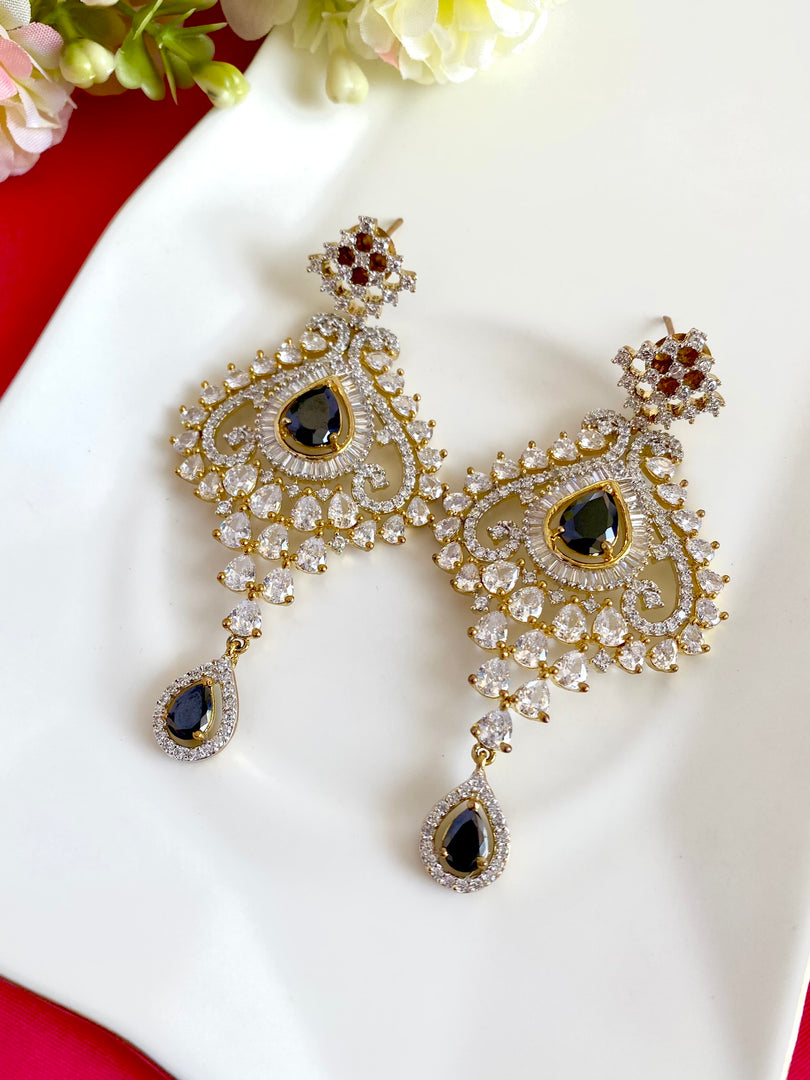 Dazzling Black Centre White Diamond Golden Earrings