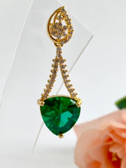 Effil In Ear Emerald White Diamond Golden Earrings