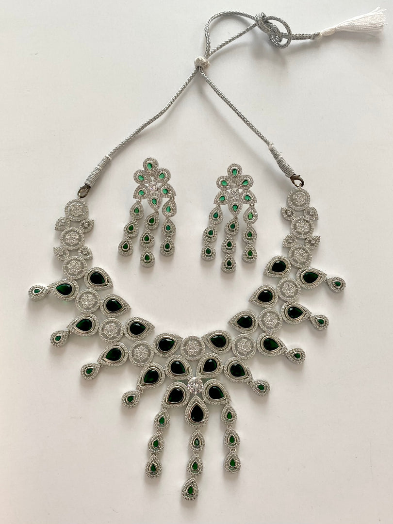 Glamour in Every Inch Diamond Necklace Set