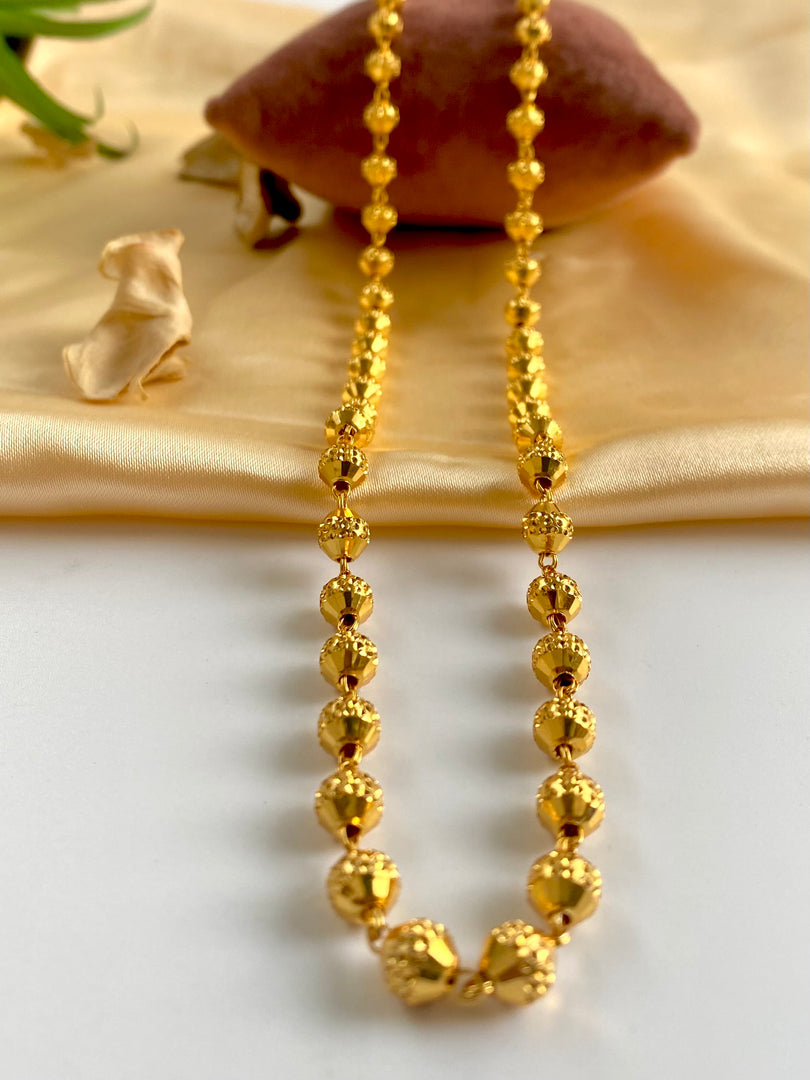 Glittering Me Matar Mala Gold Necklace Chain