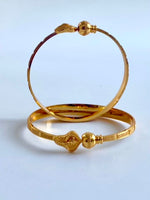 Load image into Gallery viewer, Head On Gold Bangle Set of Two
