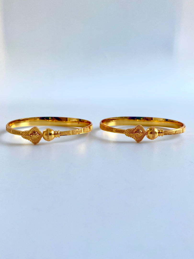 Head On Gold Bangle Set of Two