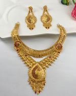 Load image into Gallery viewer, Layered Traditional Gold Necklace Set
