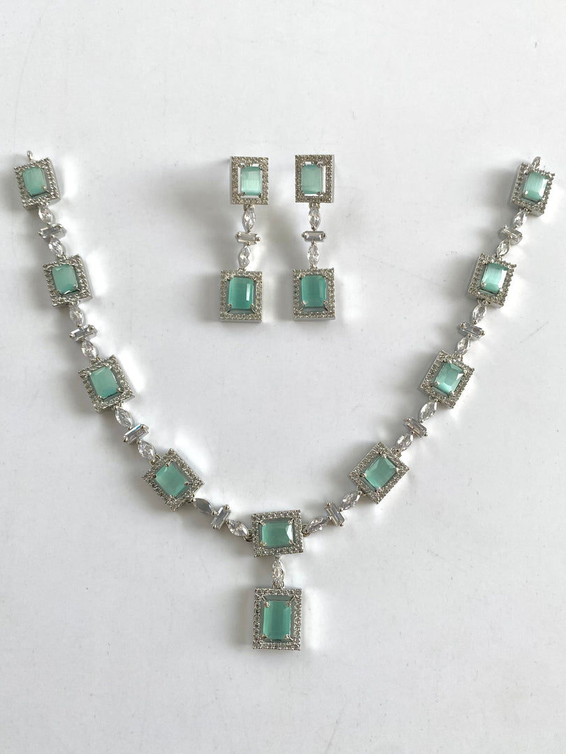 Mint Brick Diamond Necklace Set