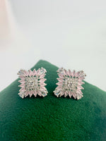 Load image into Gallery viewer, Pinky Vinky Diamond Stud Earrings
