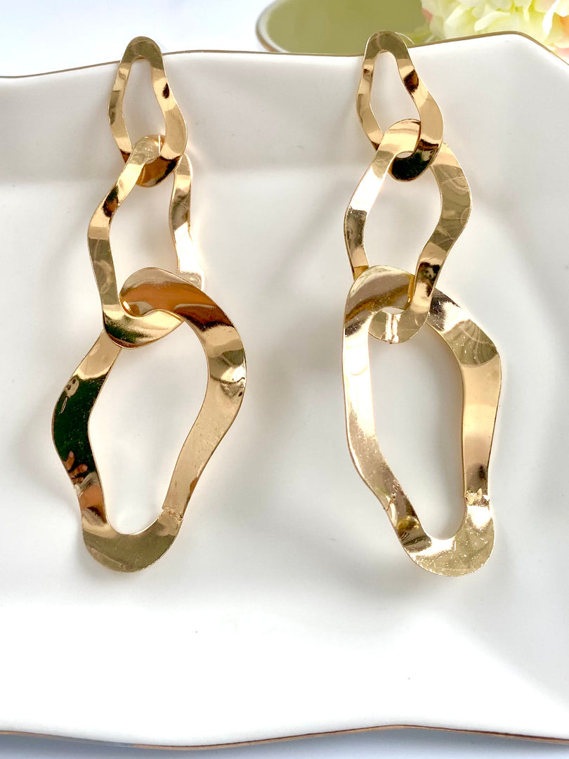 Shiny Twisted Golden Earrings