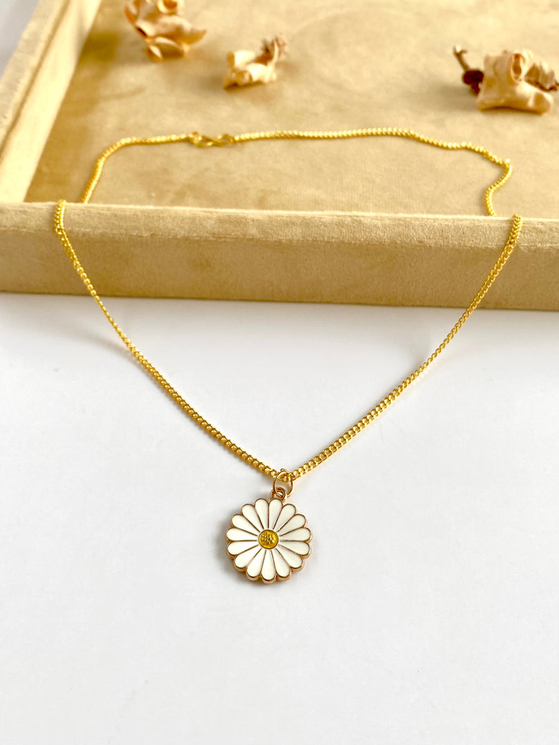 Sunflower Pendant Necklace