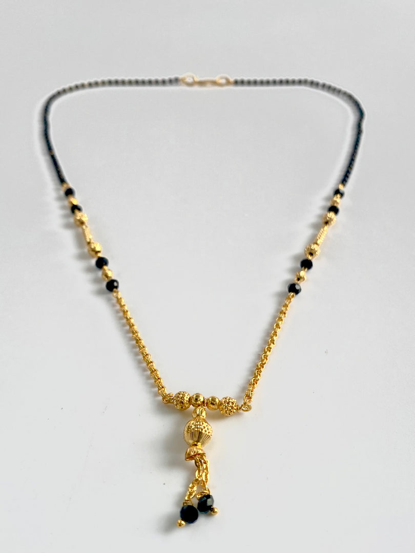 Swinging Black Pearl Mangalsutra Chain