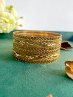 Load image into Gallery viewer, Twisted Love Gold Bangle Set Of Two
