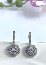 Load image into Gallery viewer, White Flower Dangler Earrings

