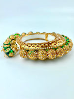 Load image into Gallery viewer, Green Drop Jodhpuri Elegant Pacheli Pearl Kada Bangle
