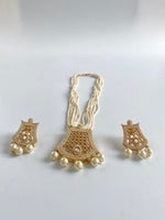 Load image into Gallery viewer, Myra Diamond N Pearl Necklace Set
