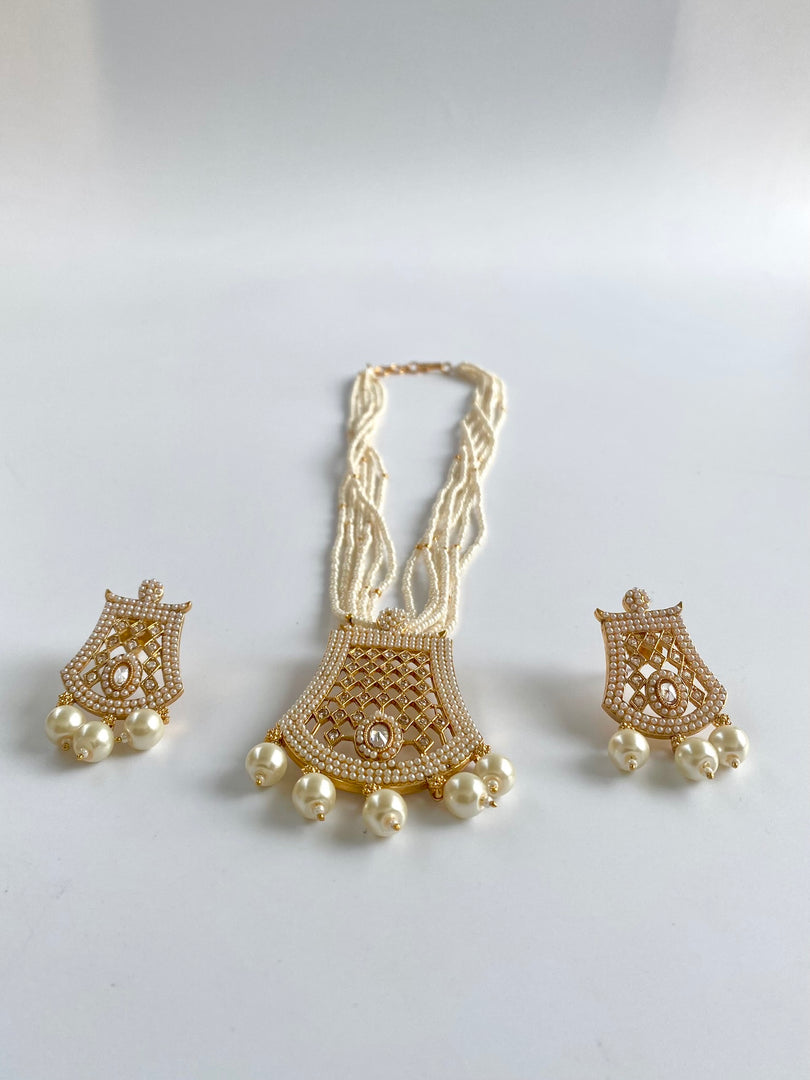 Myra Diamond N Pearl Necklace Set
