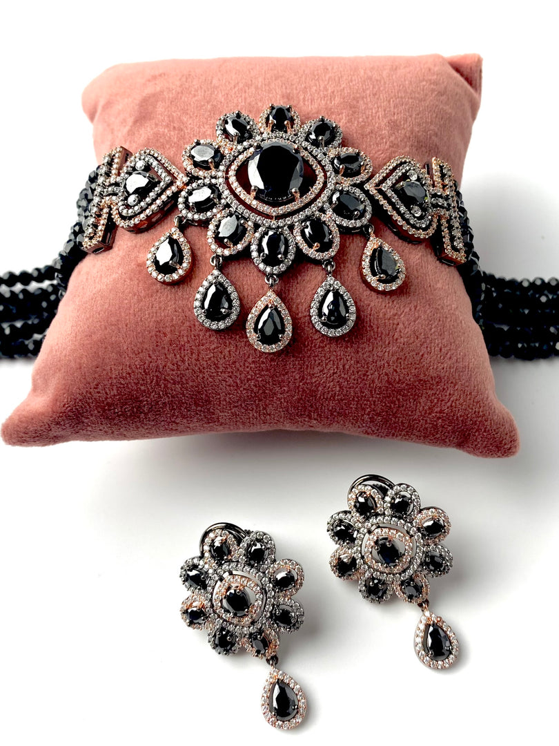 Stunning Black Sun Diamond Choker Necklace Set