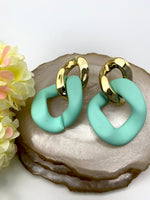 Load image into Gallery viewer, Touch Me Not Earrings
