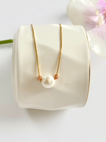 Vyora Pearl Chain Necklace Necklace